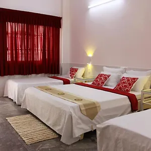 Quang Saigon Hotel- 40-7 Bui Vien-walking Street 2*, Ciudad Ho Chi Minh (Saigón) Vietnam