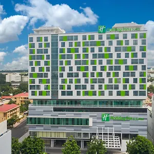 Hotel & Saigon Airport By Ihg